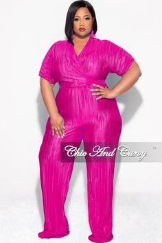 Polyester% 100 Model is wearing 2x Plus Size Pink Pant Suit, Pink Jumpsuits Outfit, Pink Plus Size, Business Casual Winter, Casual Couture, Outfit Plus Size, Chic And Curvy, Gold Outfit, 2025 Fashion