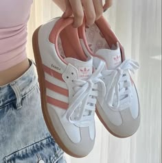 Pink And White Sambas, Pink Sambas, Samba Rose, Pink And White Adidas, Pretty Sneakers, Air Force Shoes, Preppy Shoes, Pretty Shoes Sneakers