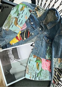 Diy Embroidery Art, Bohemian Wardrobe, Painted Clothing, Repurposed Denim, Denim And Diamonds, Diy Fashion Accessories, Denim Ideas, Boho Jacket, Diy Fashion Clothing