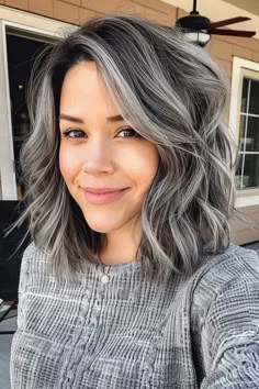 Stunning Salt and Pepper Hair Inspo for Women of All Ages - Flo's Blog Brunette Grey Blending, Hair Colour Grey, Blending Highlights, Black And Gray Hair, Grey Blending, Pepper Hair, Salt And Pepper Hair, Grey Hair Inspiration