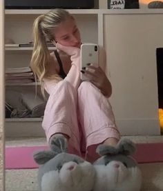 Pilates Outfit, Pilates Clothes, Pink Gym, Angel Fashion, Wellness Club, Viral On Tiktok, Pink Lifestyle