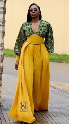 Grammy Awards Red Carpet, Ankara Jumpsuit, Ankara Dress Designs, Chic Dress Classy, African Print Dress Ankara, Afrikaanse Mode, African Inspired Clothing, African Fashion Ankara, Elegant Dresses Classy