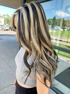 Blond Chunky Highlights On Black Hair, Brunette Chunky Blonde Highlights, Partial Chunky Highlights, Hair Foils Aesthetic, Ash Blonde Chunky Highlights, Chocolate Brown With Ash Highlights, Chunky Partial Highlights, Chunky Highlight Placement, Light On Top Dark Underneath Hair