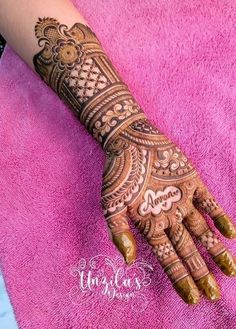 Engegment Mehndi Designs, Bangle Mehndi Design, Sleeve Tattoo Sketch, 3 Children Tattoos For Moms, Mehndi Learning, Children Tattoos For Moms