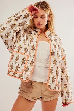 Chloe Jacket | Free People Green Linen Trousers, Quilted Clothes, Cropped Puffer Jacket, Quilted Puffer Jacket, Quilt Jacket, Mini Robes, Fall Inspo, Floral Jacket, Light Spring