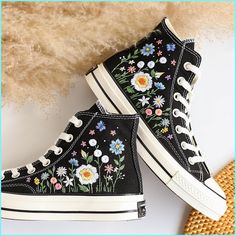 Custom Converse High Tops, Converse Haute, 1970s Shoes, Embroidered Vans, Converse 1970s, High Top Chucks, Converse Custom