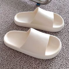 Kasut Pengantin, Funny Rabbits, Slippers Funny, Funny Teddy Bear, Slippers White, Funny Shoes, Men Cartoon, Soft Sole Slippers, Indoor Outdoor Slippers