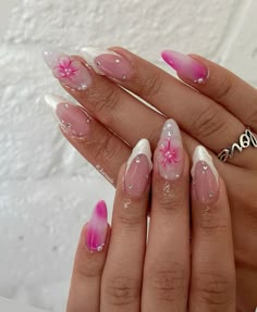 Nails December, Luminous Nails, Butterfly Nail Art, Minimalist Nail Art, Girly Acrylic Nails, Basic Nails, Fall Acrylic Nails