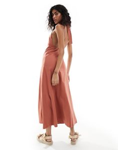 Vestidos de ASOS DESIGN Poco esfuerzo, gran recompensa Cuello halter Calzado destalonado Corte estándar Halter Neck Midi Dress, Winter Party Dress, Prom Dress Shopping, Satin Slip Dress, Sweaters And Leggings, Maxi Dress Trend, Prom Party Dresses, Skirted Swimwear, Linen Dresses