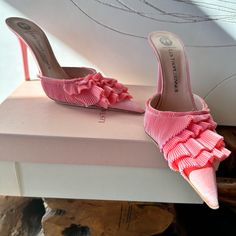 Pink Tennis, Pink Mules, Glass Slippers, Heels High, Exotic Fashion, Fabric Shoes, Glass Slipper, Pleated Fabric, Pink Satin