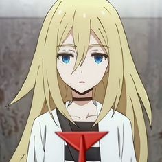 an anime character with blonde hair and blue eyes holding a red star in front of her face