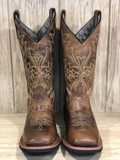 Laredo Women's Anita Distressed Tan Square Toe Cowgirl Boots 5602 | Painted Cowgirl Western Store Cute Brown Boots, Square Toe Cowgirl Boots, Vaquera Fits, Western Boots For Women, Tan Square, Cowgirl Boots Square Toed, Square Toe Western Boots, Western Shoes, Western Store