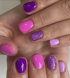 Pink And Purple Nails, Purple And Pink Nails, Purple Gel Nails, Makeup Clown, Makeup Nails Designs, Purple Nail Designs, Dip Nails, Nails And Toes, Bright Nails