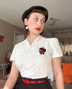 📸 kineticsandcastle in the ivory work blouse 🤍 Keep tagging us in your Freddies Fits ✨ #blouse #vintageblouse #spearpointcollar #puffbishopsleeve #vintage #vintagelifestyle #vintagegirl #vintagestyle #1950s #1940s #50s #40s #50sfashion Poofy Sleeve Shirt, 40s Blouse, Wardrobe Overhaul, Poofy Sleeves, Retro Inspired Fashion, Vintage Blouses, Vintage Lifestyle, Fashion Vibes