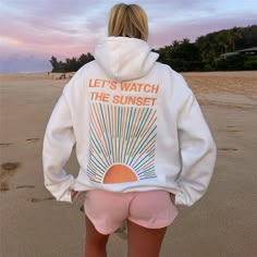 Introducing our "Let's Watch the Sunset" Printed Thermal Hoodie, a cozy and stylish essential for those cool evenings spent enjoying nature's beauty. Wrap yourself in warmth and comfort while embracing the serene message that invites you to savor life's simple pleasures. Crafted from premium polyester and cotton fabric, this hoodie ensures exceptional warmth and coziness, making it ideal for chilly weather and outdoor adventures. The "Let's Watch the Sunset" print evokes a sense of peace and tra Adrette Outfits, Watch The Sunset, Thermal Hoodie, Womens Sweatshirts Hoods, Couples Hoodies, Pull Sweat, Embroidered Hoodie, Short En Jean