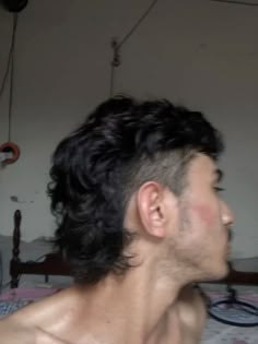 #hairstyles #mullet Wolfcut With Mullet, Male Hairstyles Mullet, Male Mullet Aesthetic, Muller Hairstyle Men, Curly Mullet Men, Wolfcut Men, Undercut Mullet, Male Mullet