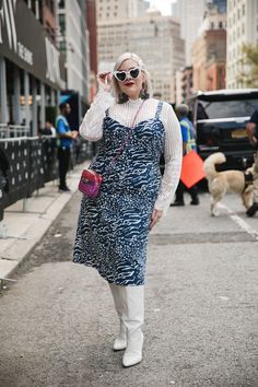 The Plus-Size Women Who Ruled the Street Style Game During New York Fashion Week New York Outfit Plus Size, Plus Size Style Inspiration Casual, New York Plus Size Outfits, Curve Outfits Plus Size, Plus Size Street Fashion, Plus Size Fashion Week, Street Style Plus Size