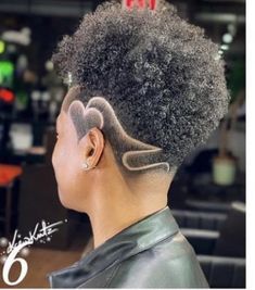 Curly Haircuts Short, Natural Hair For Black Women, Natural Hair Textures, Pixie Hairstyles Short, Tapered Haircut For Women, Haircuts Short Hair, Funny Hair