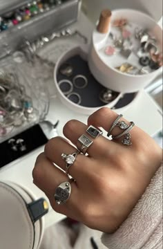 Old Money Rings, Vivienne Westwood Ring, Rings Aesthetic, Dope Jewelry, Jewelry Lookbook, Jewelry Design Necklace, Girly Jewelry, Jewelry Inspo