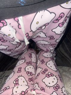 Cute Hello Kitty Sleepwear For Lounging, Cute Pink Hello Kitty Sleepwear, Kawaii Hello Kitty Sleepwear For Loungewear, Hello Kitty Summer Sleepwear, Hello Kitty Car Memes, Girlfriend And Boyfriend Goals, Kitty Clothes, Hello Kitty Clothes, Cute Couple Outfits