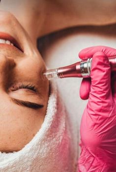 Hyperpigmentation can be extremely difficult to treat. In this post we discuss how combining Hydroquinone and Tretinoin can offer a potent solution to safely and effectively fade dark spots and even out skin tone.  ... less Dermapen Microneedling, Skin Care Pictures, Facial Aesthetics, Aesthetic Clinic, Beauty Clinic, Skin Care Treatments, Laser Hair