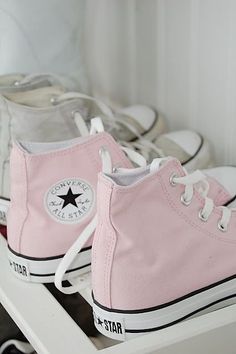 Pink Chucks, Mode Rose, Pink Converse, Converse High, Converse High Tops, Converse All Star, Converse Shoes, Converse Chuck Taylor High Top Sneaker, Cute Shoes