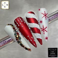 nails reveillon goth acrylic nails unas cortitas paznokcie 2024 | January Nail