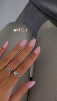 Milky Pink Almond Nails, Short Classy Nails, Paznokcie Hello Kitty, Pink Nail Colors, Milky Pink, Milky Nails, Nail Looks, Squoval Nails