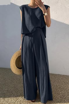 Versatile Beach Tank Top, Fashion Pants Women's, Oversize Outfits, Summer Suit Women, Suit Type, Pant Suits For Women, Mid Waist Pants, Sleeveless Suit, Linen Fashion