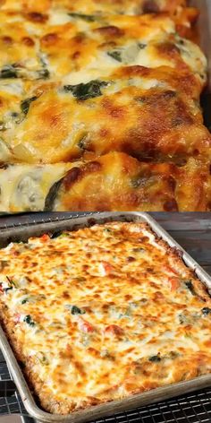 Keto Sheet Pan Pizza - Sure to Satisfy your Pizza Craving even if you're eating Low-Carb! Keto Sheet Pan, Sheet Pan Pizza, Pizza Craving, Delicious Low Carb Recipes, Keto Recipes Dinner, Pan Pizza, Diet Menu, Easy Casserole Recipes, Diet Meal