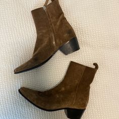 Great Conditions // Only Worms A Few Times. Some Wearing On The Leather Soles (See Photos). Slightly Western Heel & Toe But Very Modern. Size Eu 36.5. Fits Like A Us 6. Pierre Hardy Shoes, Pierre Hardy, Suede Boots, Bootie Boots, Ankle Boots, Size 6, Women Shoes, Boots, Heels