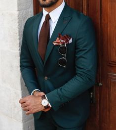 Green Wedding Suit, Mens Wedding Attire, Groom Wedding Attire, Man In A Suit, Suits Men Business, Wedding Suits Groom, Designer Suits For Men, Groomsmen Suits, Green Suit