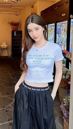 Stylish Girl, Ulzzang Girl, Black Women Hairstyles, Her Style, American Girl, Beauty Women, Influencer, Womens Hairstyles