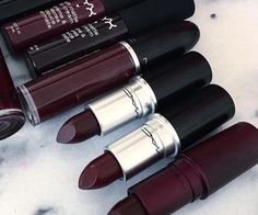 Halloweenský Makeup, Dark Lipstick, Lip Art, Makeup Goals, Love Makeup, Pretty Makeup