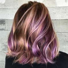 Cool Hair Color Ideas For Short Hair, Biolage Hair Color, Dark Purple Hair Color, Biolage Hair, Winter Hair Color Trends, Purple Hair Highlights, Rambut Brunette, Highlight Ideas, Peekaboo Highlights