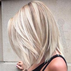 40 Hair Сolor Ideas with White and Platinum Blonde Hair Layered Haircuts For Medium Hair, Platinum Hair, Haircuts For Medium Hair, Platinum Blonde Hair, Long Layered Hair, Platinum Blonde, Great Hair, Blonde Hair Color, Layered Hair