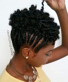 Mohawk Updo, Cabello Afro Natural, Easy Updo, Twisted Hair, Hair Twist Styles, Flat Twist, 4c Hair