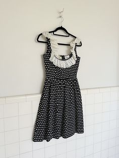 a 1960s oscar de la renta boutique mini dress that was sold exclusively at robinsons in california. dress features a black and white polka dot pattern with a ruffled doily wrapped collar in front and back. zipper closure. in amazing vintage condition with no rips tears or stains.  measurements were taken with garment lying flat  bust32'  waist 26' length 36' Black White Pattern, 60s Dress, Polka Dot Pattern, Pretty Clothes, Wardrobe Ideas, Dress Clothes For Women, White Polka Dot, Dresses Xs, Dress Patterns