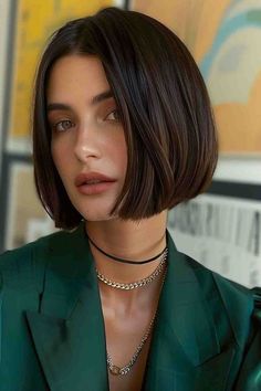 Slicked Bob Short Hair, Bob Haircut From The Back, Long Face Bob Haircut, French Bob Haircut No Bangs, Box Bob 2024, Short Haircuts For Women 2024, Short Haircut 2024, Short Hairstyle Women Pixie, Bob Hairstyles 2024