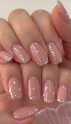 Nice Glitter Nails, Kutek Disney, New Years Eve Nails, Valentine Nails, School Nails, New Year's Nails, Nature Tattoos, Classy Nails