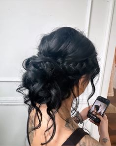 Hair Styles For Prom Updos, Bridal Hairstyles Black Hair, Up Dos For Wedding Bridesmaid, Dark Wedding Hairstyles, Hair Styles For Prom Up, Up Dos For Long Hair Bridesmaids, Wedding Hairstyles Gothic, Gothic Bridal Hair, Hair Up Styles For Prom