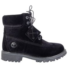 100% authentic Off-White X Timberland boots in back velvet. They feature a round toe, lace-up closure, a padded collar, a black logo plaque at outer side, a logo embossed at the inner side, a leather footbed, a tonal treaded rubber Vibram sole, tonal hardware, and tonal stitching. Brand new. Imprinted Size 37 Shoe Size 37 Inside Sole 24cm (9.4in) Width 7cm (2.7in) All our listings include only the listed item unless otherwise specified in the description above. Luxury Winter Lace-up Boots, Luxury Lace-up Boots For Winter, Luxury Lace-up Winter Boots, Classic Suede Lace-up Boots For Winter, Luxury Suede Lace-up Boots, Luxury Lace-up Boots For Streetwear, Classic Suede Boots For Streetwear, Luxury Streetwear Boots With Round Toe, White Timberland Boots