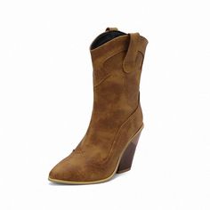 Olivia Mark - Western Boots with Coffee-Brown Accents Heeled Chelsea Boots, Elegant Sandals, Elegant Heels, Point Shoes, Brown Coffee, Coffee Brown, Slipper Shoes, Thick Heels, Wedge Boots