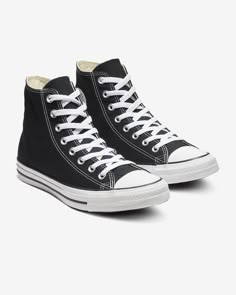 Converse Chuck Taylor All Star High Top Unisex Shoe. Nike.com Girls Shoes Teenage, Shoes Png, Dr Shoes, Blue Converse, Estilo Hippie, Shoe Nike, Converse Sneakers, Unisex Shoes, Dream Shoes