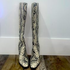 Squared Heel Snake Skin Boots, Knee High, Zipper, They Have A Square Pointed Black Tip And They Are Honestly Soo Comfortable, The Support Is Insane. Never Worn Other Than Trying Them On! Size: I Am Between An 8-9 And They Fit Like A Glove.Just Not My Style. Price Is Negotiable! Snake Skin Boots, Boots Knee High, Boots Knee, Over The Knee Boots, Over The Knee, Snake Skin, Knee High, Heeled Boots, Women Shoes