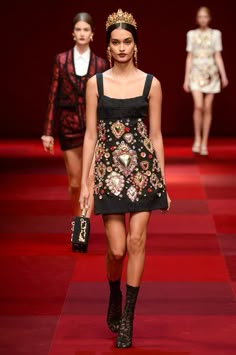 Dolce & Gabbana Spring 2015 Ready-to-Wear - Helena Bordon Haute Couture Style, Spring 2015 Fashion, 2015 Runway, Couture Mode