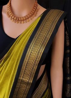 Silk Saree Outfit Indian Weddings, South Silk Saree Blouse Designs, South Indian Black Saree, South Indian Look Simple In Saree, South Indian Traditional Look In Saree, Sarees For Traditional Day, Yellow Black Saree, Saree Indian Traditional, Navuwari Saree Brides