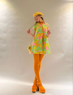 Dorky Outfits, Colored Tights Outfit 60s, 70s Roller Skating Outfits, Fun Colorful Outfits, Muppet Fashion, Kitsch Outfit, Modern 60s Fashion, Colorful Outfits Aesthetic, Mod Outfit