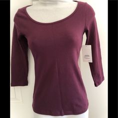 Brand New With Tags Purple Cotton Tops For Winter, Purple Stretch Top For Spring, Spring Stretch Purple Top, Spring Snug Fit Crew Neck Top, Purple Cotton Tops For Spring, Trendy Purple Everyday Top, Purple Cotton Winter Tops, Trendy Cotton T-shirt With 3/4 Sleeves, Trendy 3/4 Sleeve Cotton T-shirt