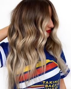 Hot Shot Warm Balayage Finalists 2019 – Behindthechair.com Warm Balayage Blonde, Warm Bayalage, Brunette To Blonde Ombre, Clairol Hair Color, Long Hair Care, Blonde Lob, Dark Blonde Hair Color, Hair Waver